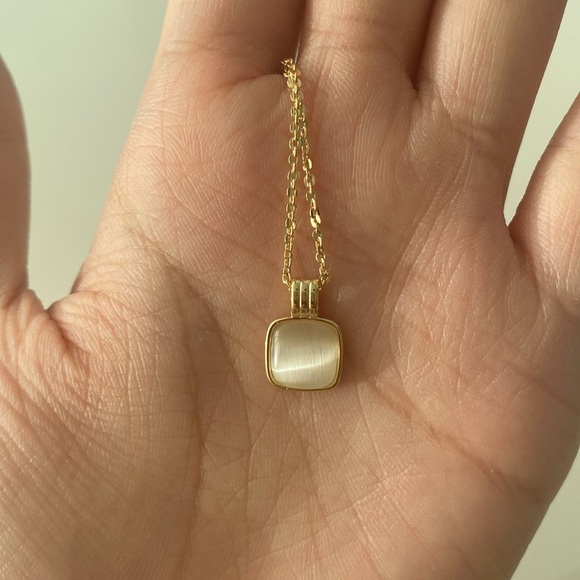 Necklace - Picture 2 of 6